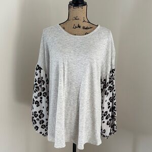 Pink Lily Light Gray Top with Leopard Print Sleeves